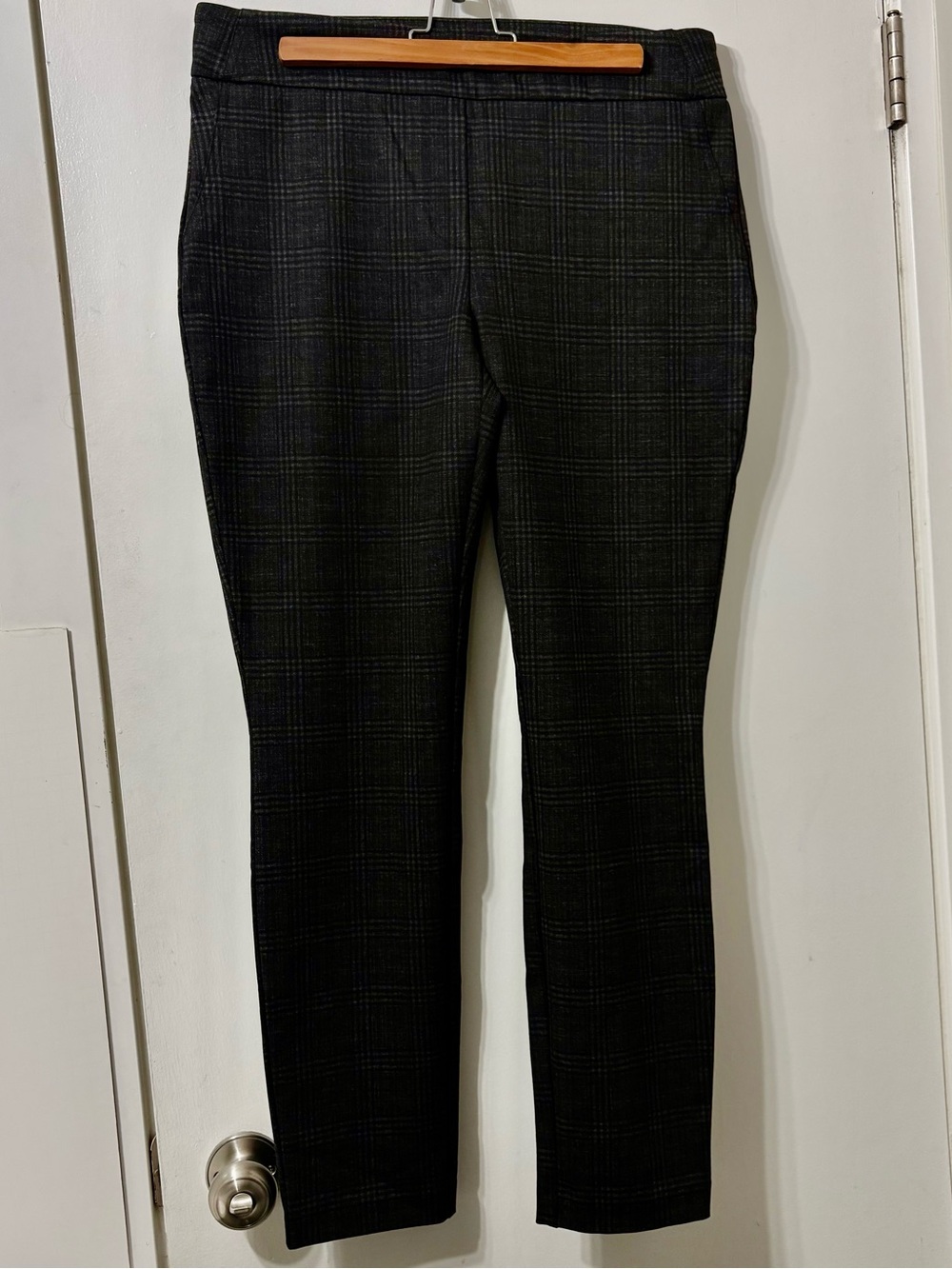 Dalia Black/Grey Women’s Plaid Pants